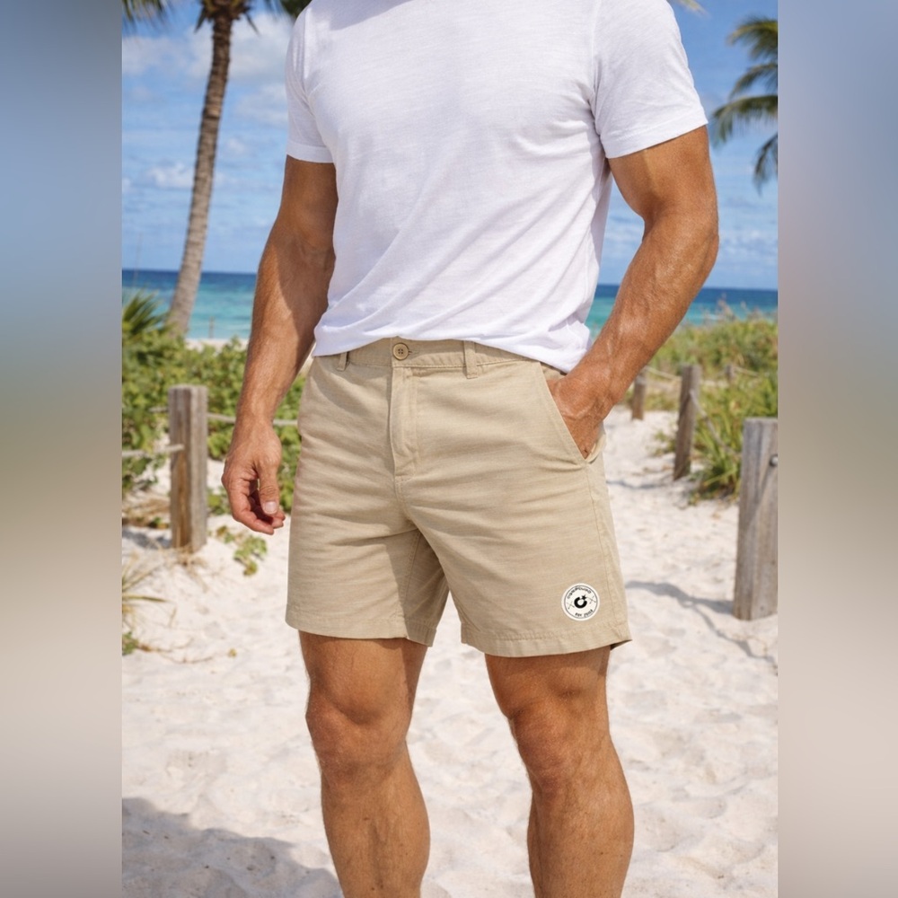 Compound Men’s Khaki Shorts – Casual Athletic Style (Size 31)